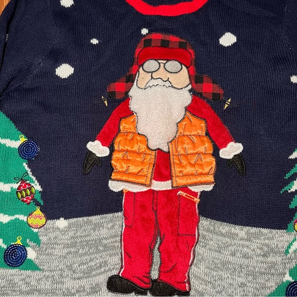 Festive Santa Sweater - Navy and Gray Outdoor Santa Men’s Large - Picture 3 of 7